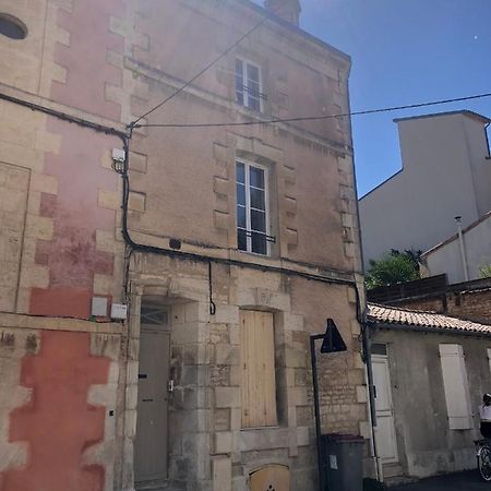 Apartamento Le Bjorn - T1 Chaleureux Refait A Neuf - Centre Niort Exterior foto